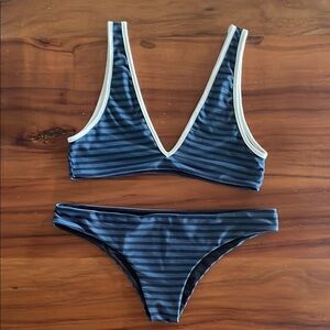 Acacia Swimwear Fin Bikini - Top Med/Bottoms Large